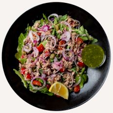 Attēls Tunča salāti ar zaļumu mērci - Pica Lulū
